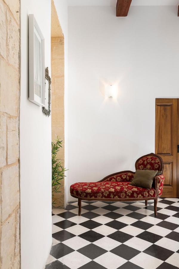 Traditional & Modern Maltese Townhouse - Rooftop Terrace And Sea Views, Close To Birgu Waterfront Cospicua Eksteriør billede