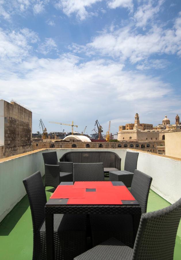 Traditional & Modern Maltese Townhouse - Rooftop Terrace And Sea Views, Close To Birgu Waterfront Cospicua Eksteriør billede